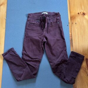 Madewell Maroon High Rise Skinny Jean in 24